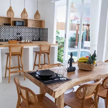 New 3Br Villa-3 Min Echo Beach